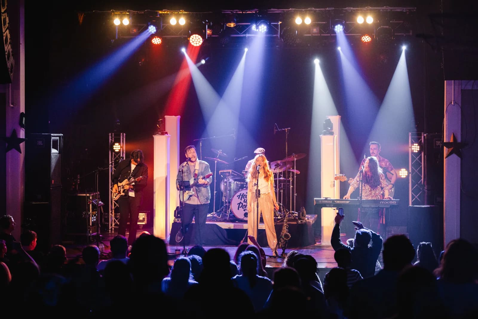 The crowd gathered in front of the full HUP band